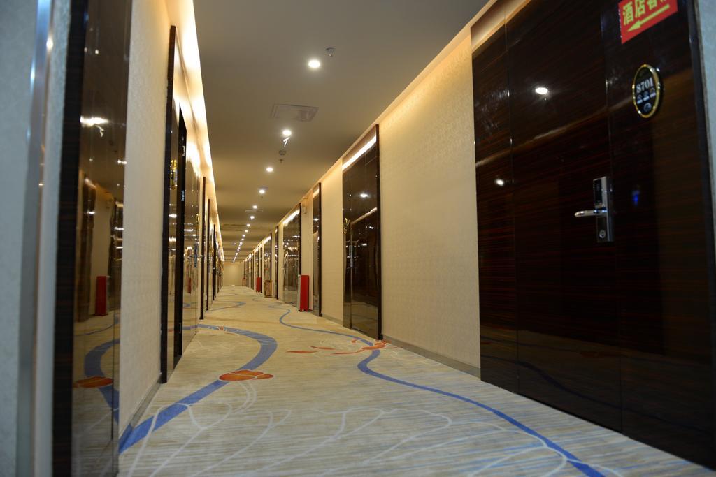 Tie Cheng Hotel Kuangcsou Kültér fotó